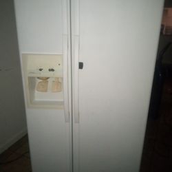 Whirlpool Refrigerator 