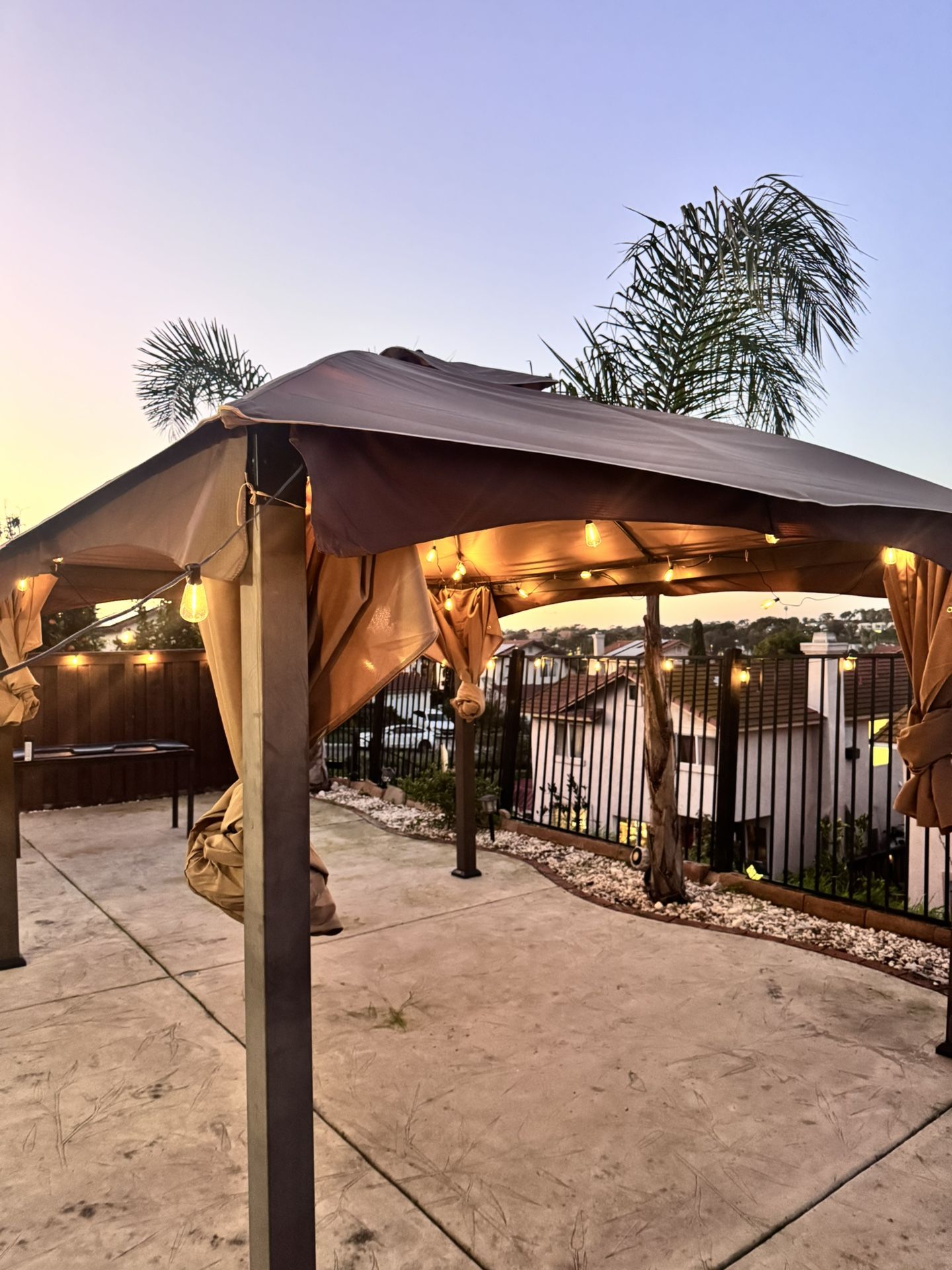 Gazebo 10x12 Feet Like New