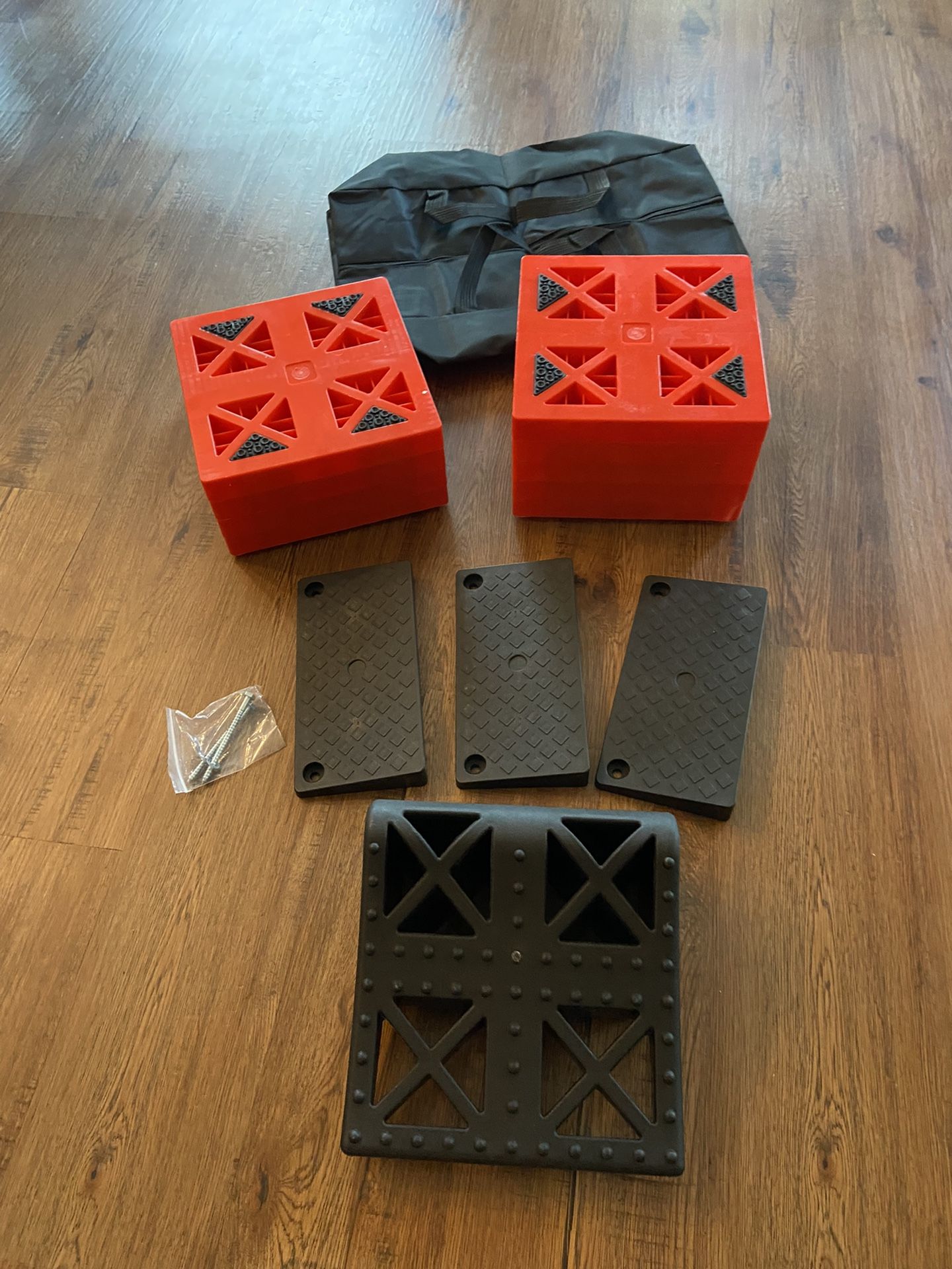 Homeon Wheels RV Leveling Kit
