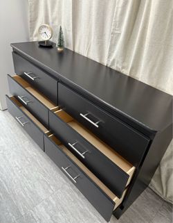 New Black 6 Drawer Dresser✨