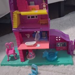 Polly Pocket Toys GFP42 Pollyville Pocket House