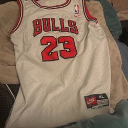 Michael Jordan Jersey 23