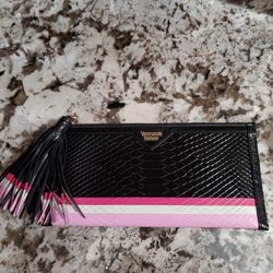 VS Flat Zippered Pouch