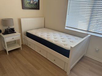 Beautiful White Twin Daybed with Storage + Revive Mattress
