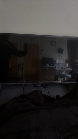 TCL 42” Roku TV