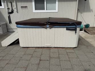 Hot tub