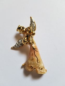 Fairy of the Flowers pin/brooch