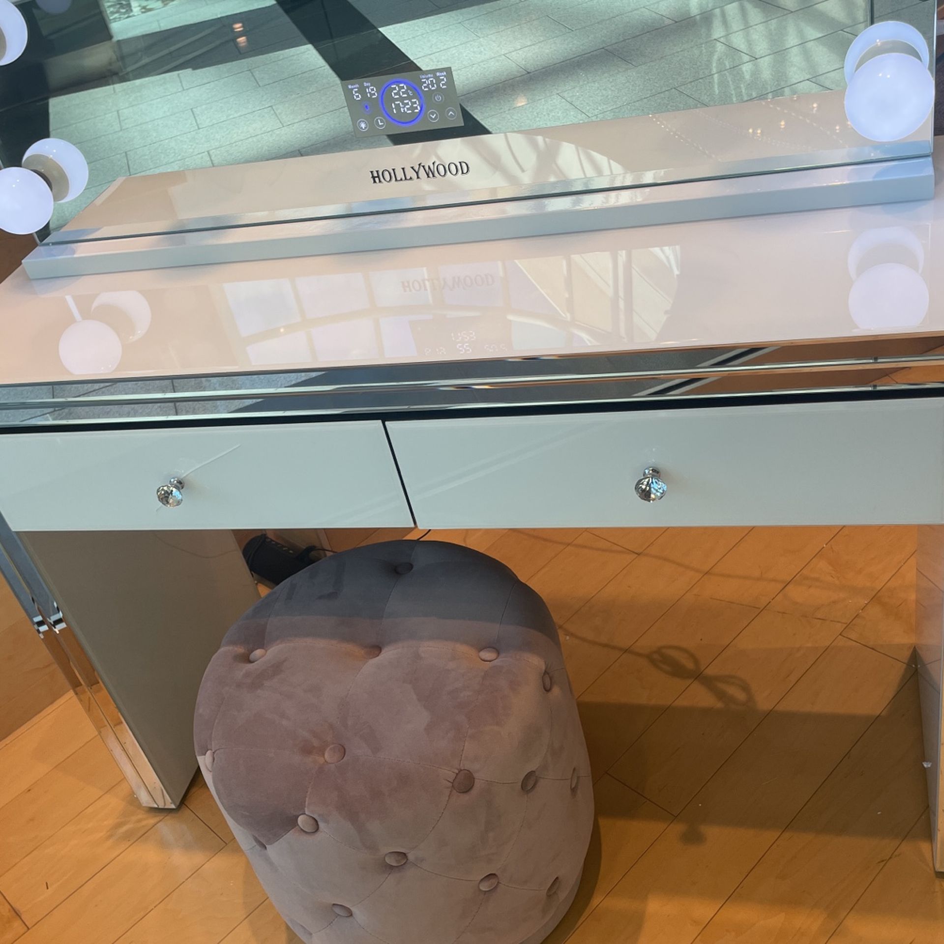 Vanity Table