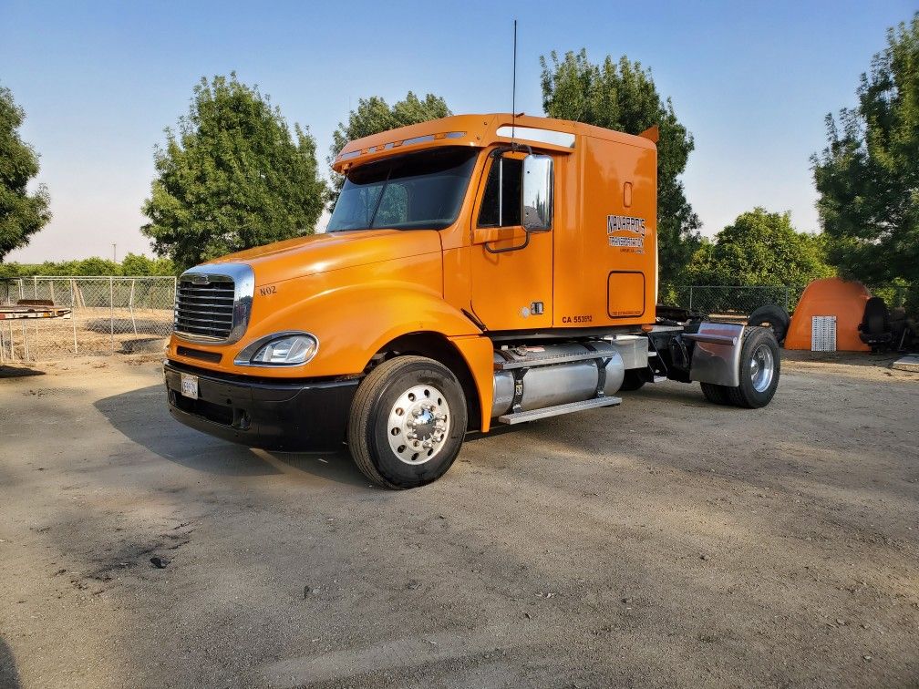 2009 freightliner columbia