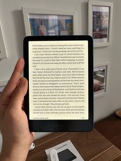 Kindle paperwhite with remote page Turner