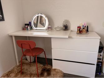 Vanity Desk