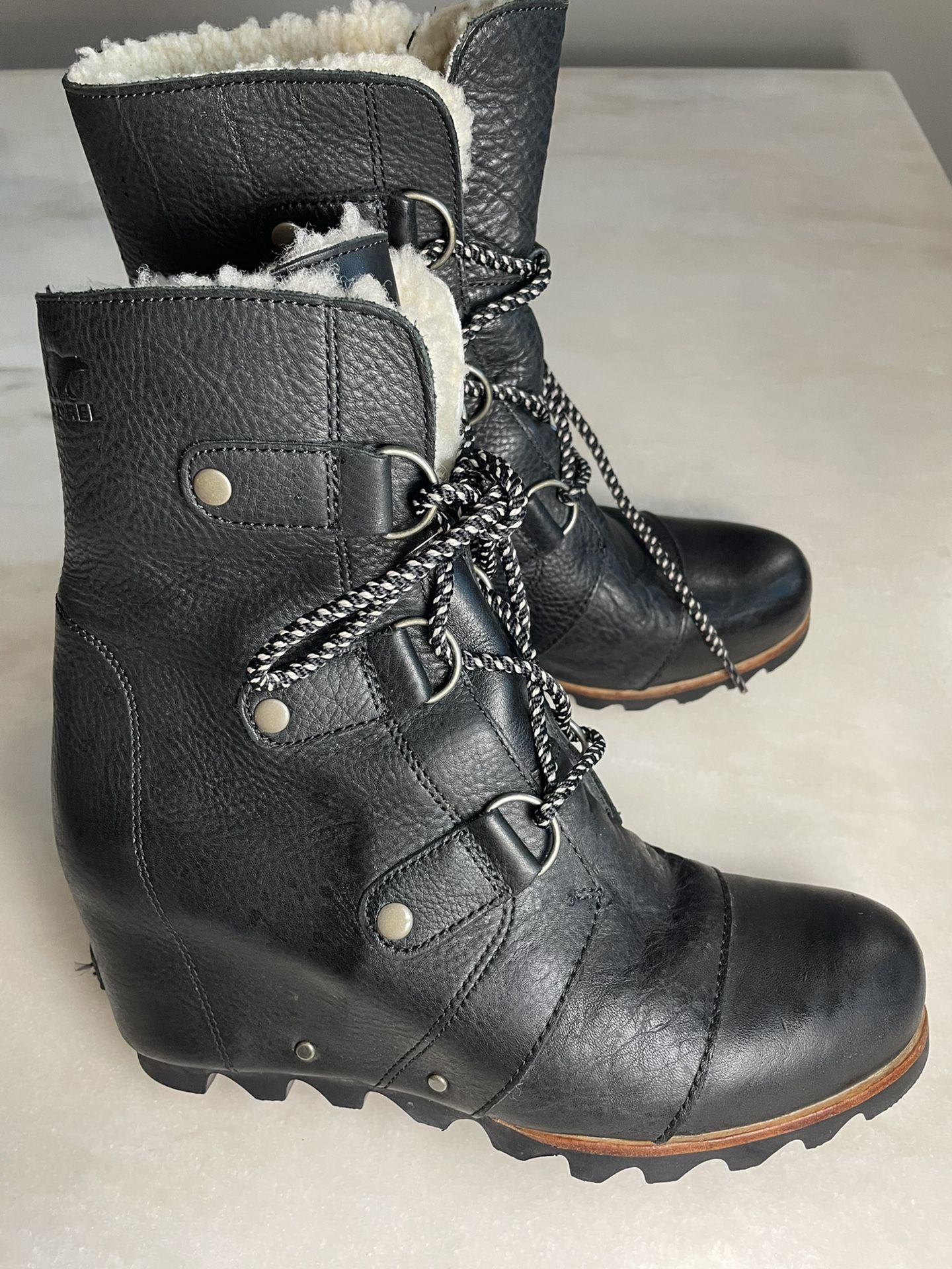 Sorel Joan Of Arctic Boots 