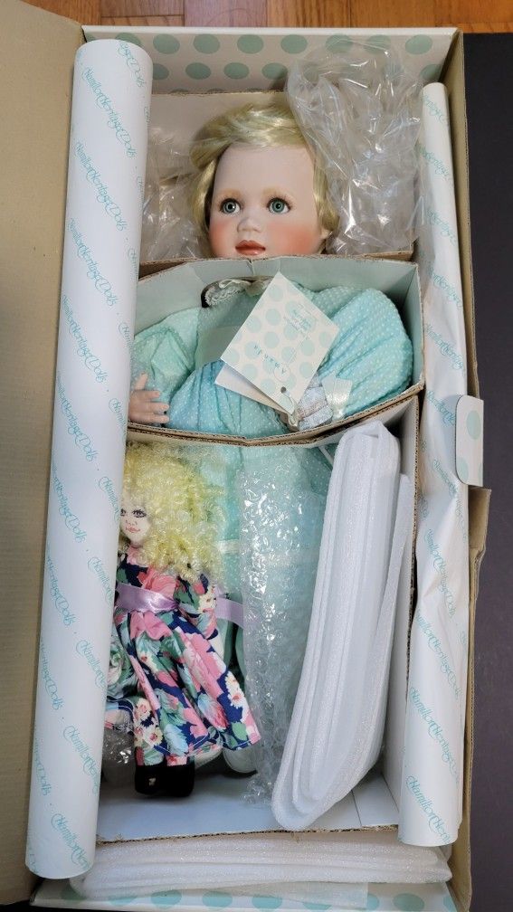 Hamilton Collection Porcelain Doll Amanda By Connie Welser Derek