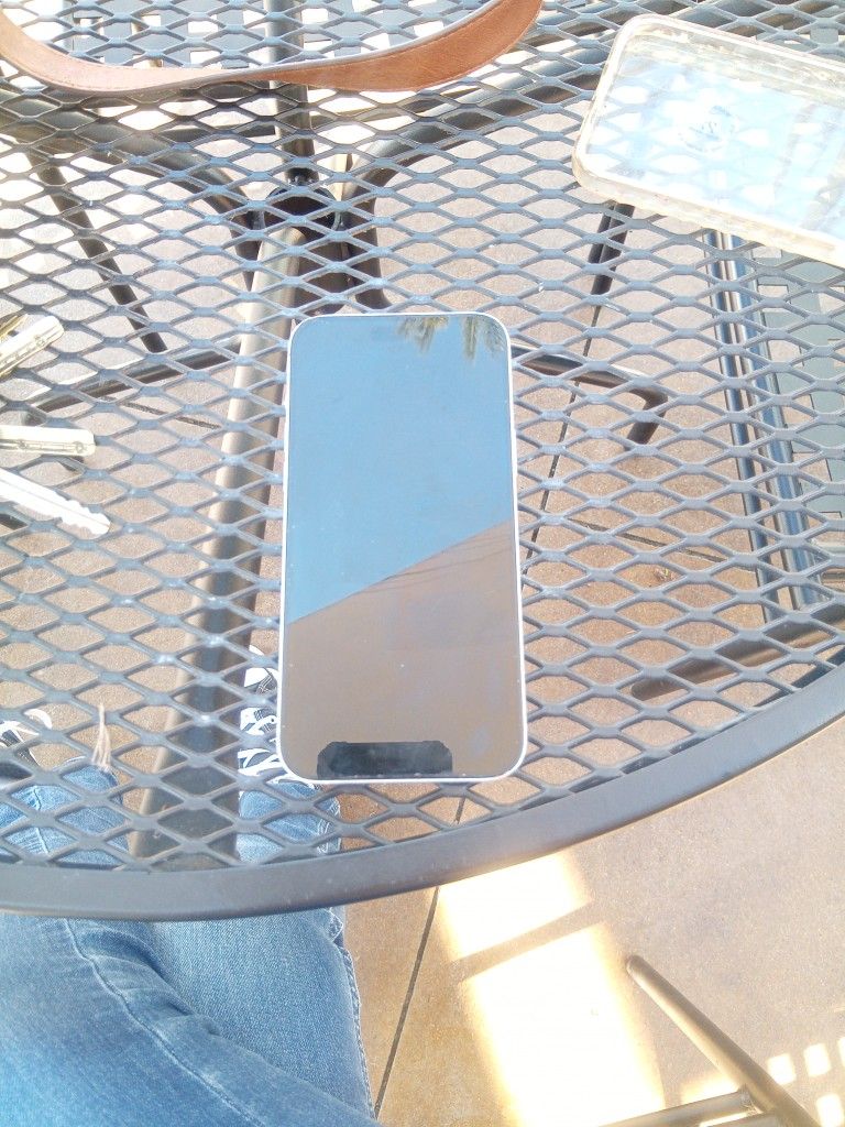 iPhone 15 Plus 