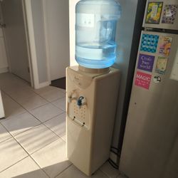 Water Cooler And Dispenser