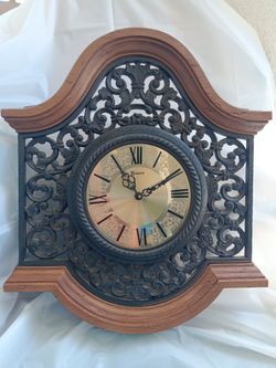SYROCO WALL HANGING CLOCK IMMACULATE