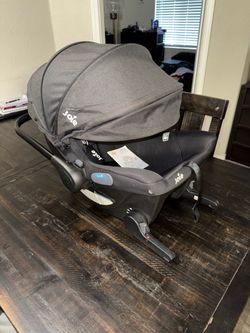 Joie  Mint Latch Baseless Car seat