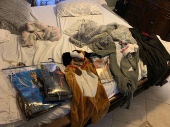 Halloween costumes 🎃