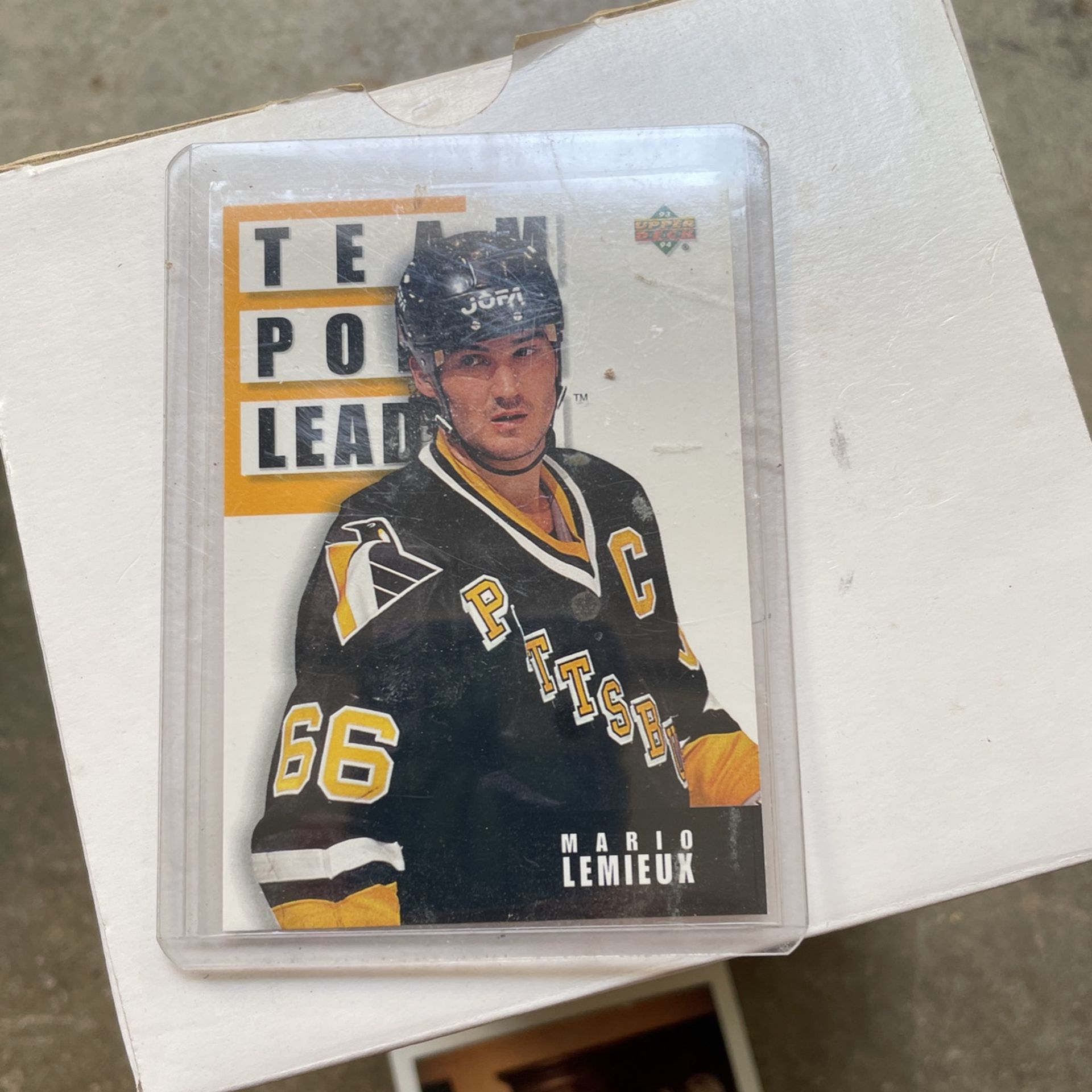 Mario Lemieux Upper Deck Hockey Card