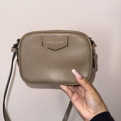 Marc Jacobs Leather Crossbody