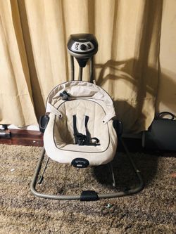 Baby swing / Bouncer seat