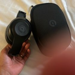 Beats Studio Pro 100$