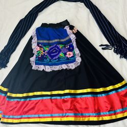 Michoacán Folklorico Skirt w/ Reboso