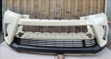2017-2019 Toyota Highlander Front Bumper Cover