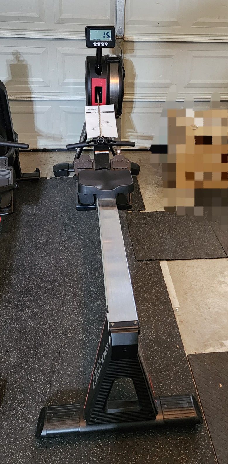 NEW Atletic Rower Machine