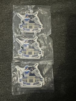 Magnets From game #1 at yankee Stadium 