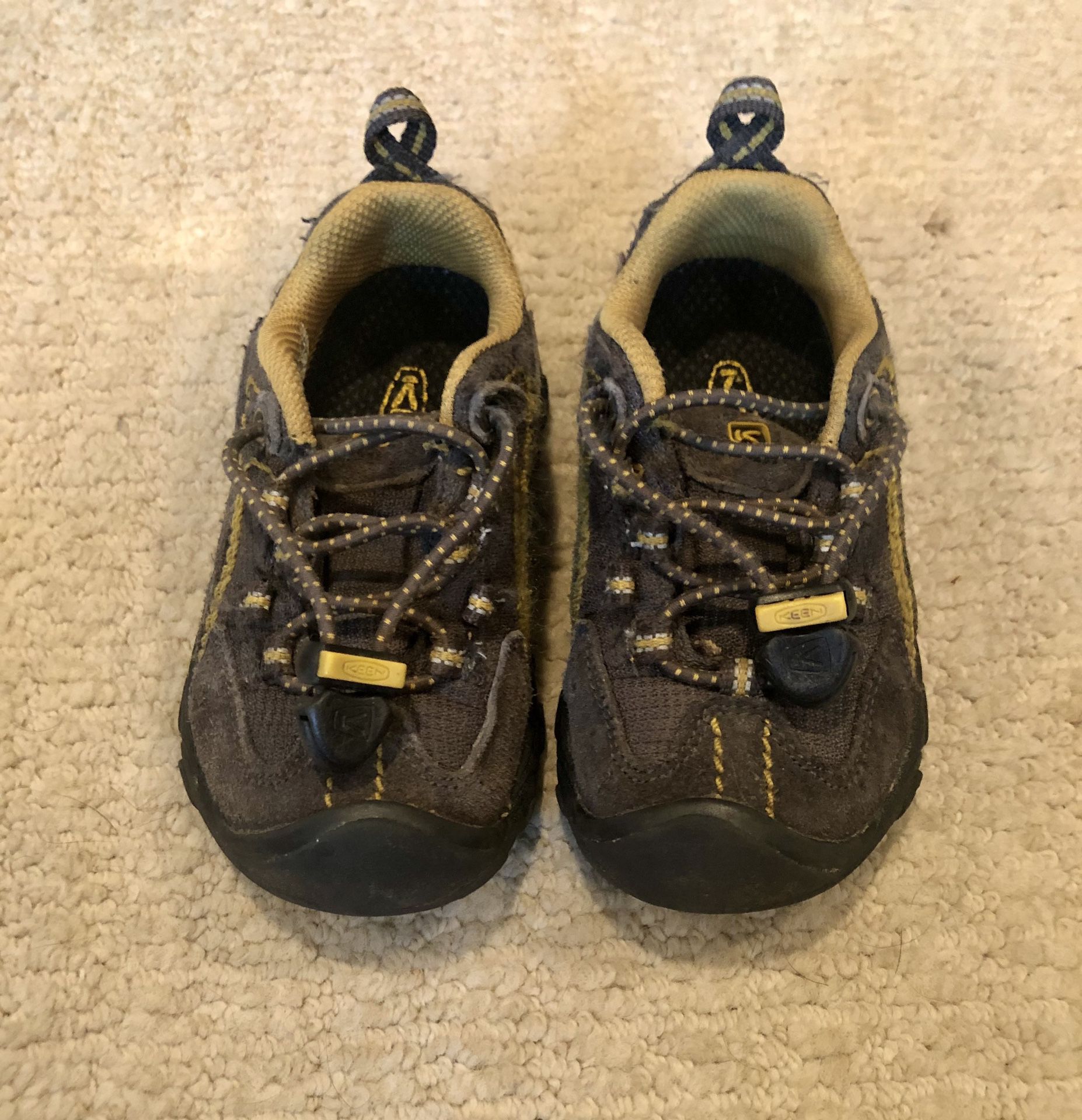 Keen Toddler Shoes, Size US 8