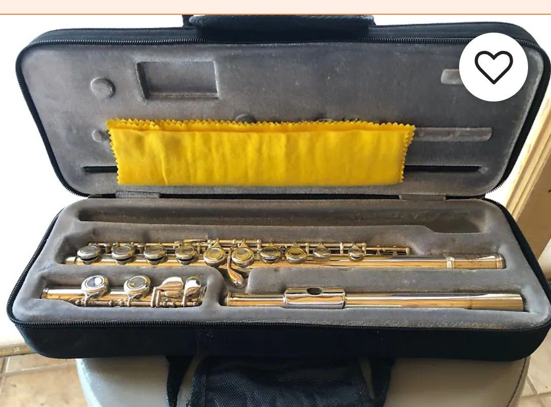Gibson Baldwin VINTAGE SILVER FLUTE.  Supurb Condition