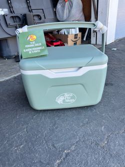 11Qt personal ice chest Bass Pro Shops NEW