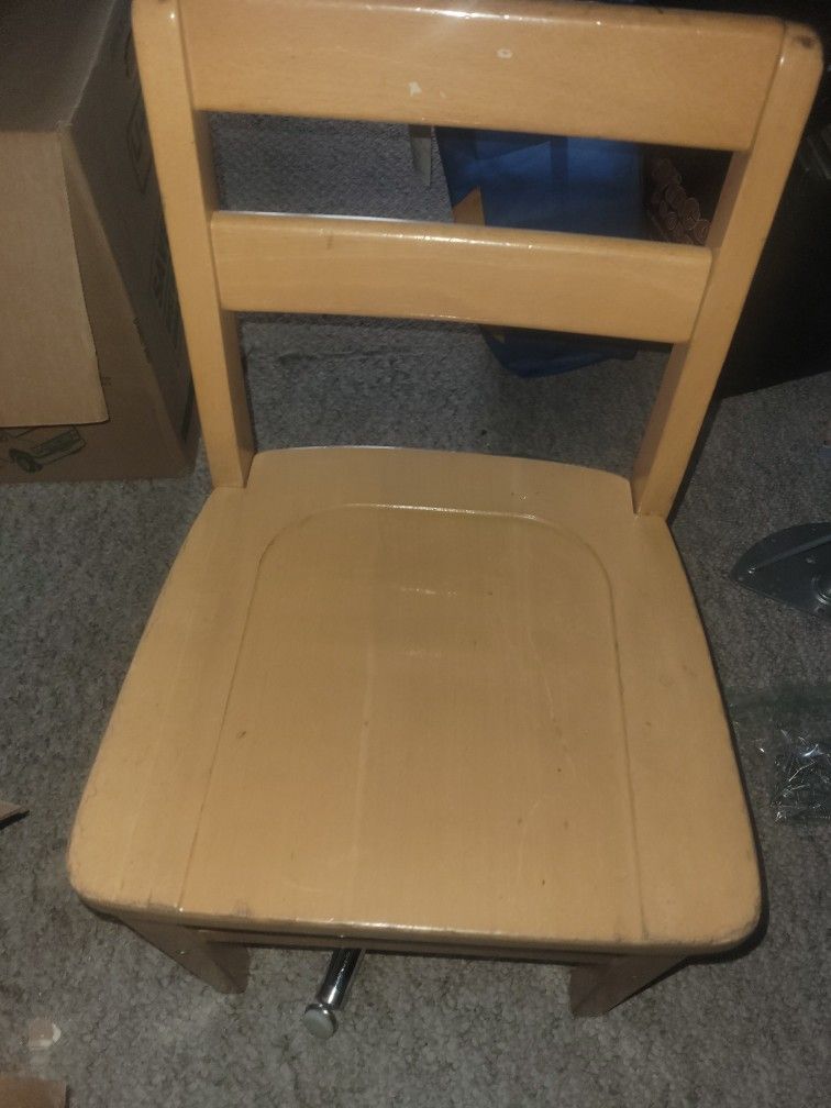 Solid Oak Classroom Chairs