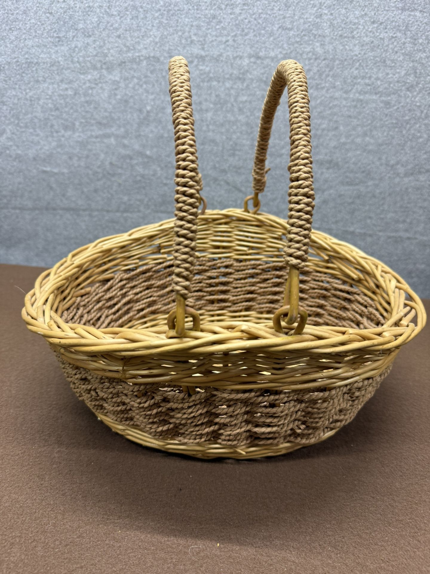 Vintage Hand Woven Wicker Basket Rope Handles Boho Farmhouse Decor