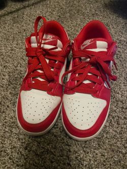 Women's shoes