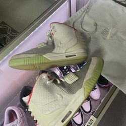Nike Yeezy 2