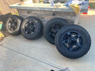 Dodge 2500 Wheels