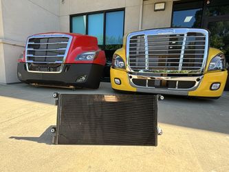 08-17 Volvo AC Condenser 