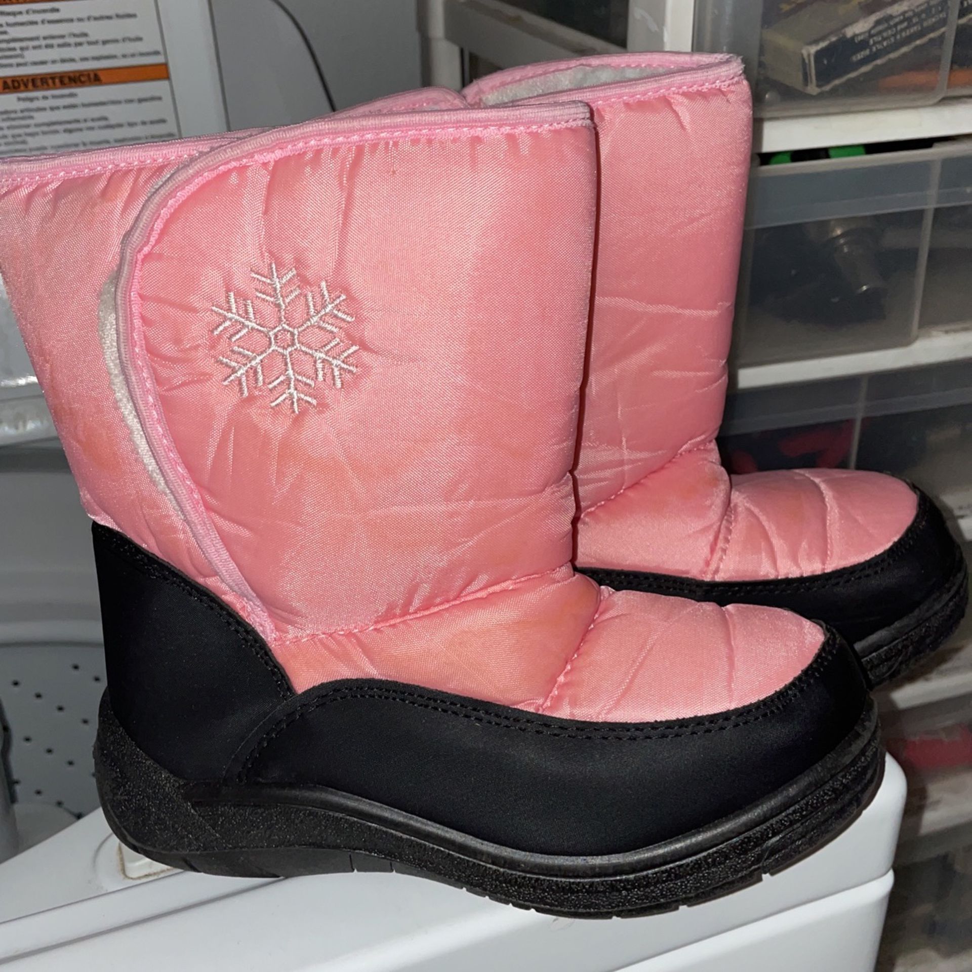 Girls Size 3 Snow Boots