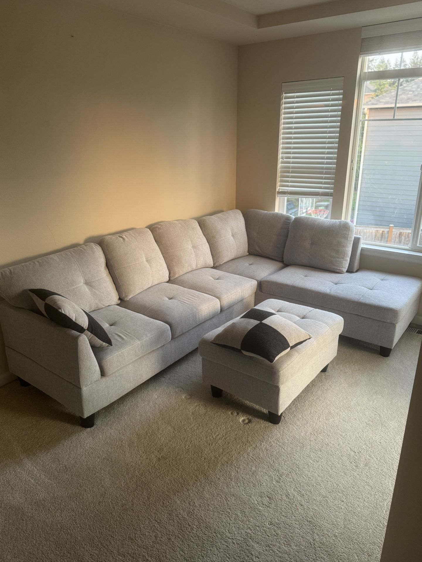 Gray Linen Sectional Couch And Ottoman