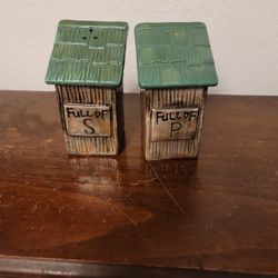 Kitschy Salt And Pepper Set