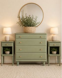Dresser & 2 End Tables