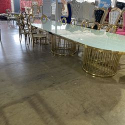 Giant Table 