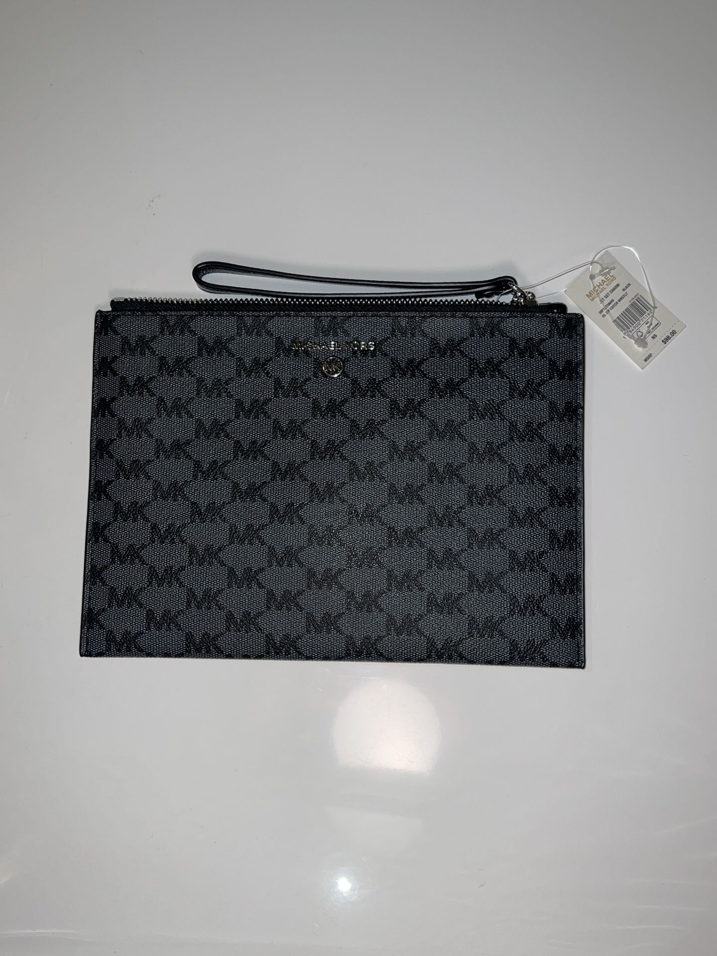 Michael Kors Jet Set Charm Wristlet – NEW with Tags – Black Leather