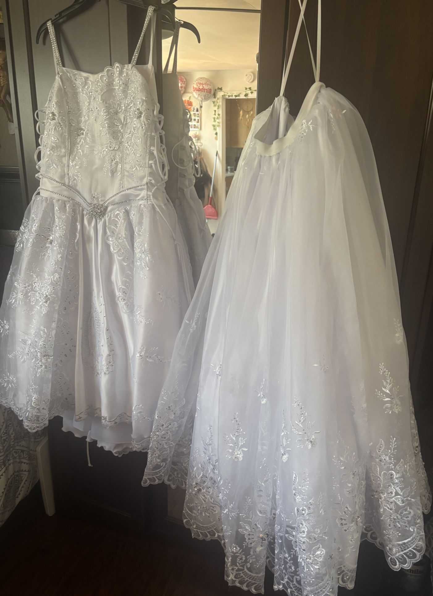 First Communion Dress – Like New | Vestido de Primera Comunión – Como Nuevo