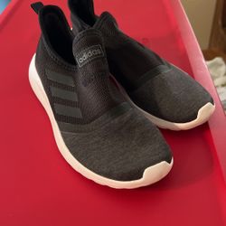 Adidas Size 7.5  WomansOnly Worn A Couple Times! 