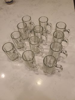 12 glass cups with handle