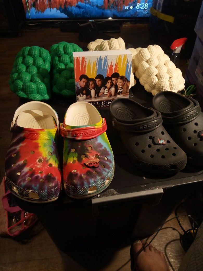 CROCS AND FRIENDS SHOES