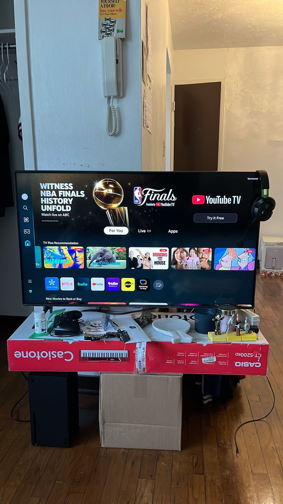 $200 LIKE NEW 43 Inch 2023 UHD 4k SAMSUNG SMART TV